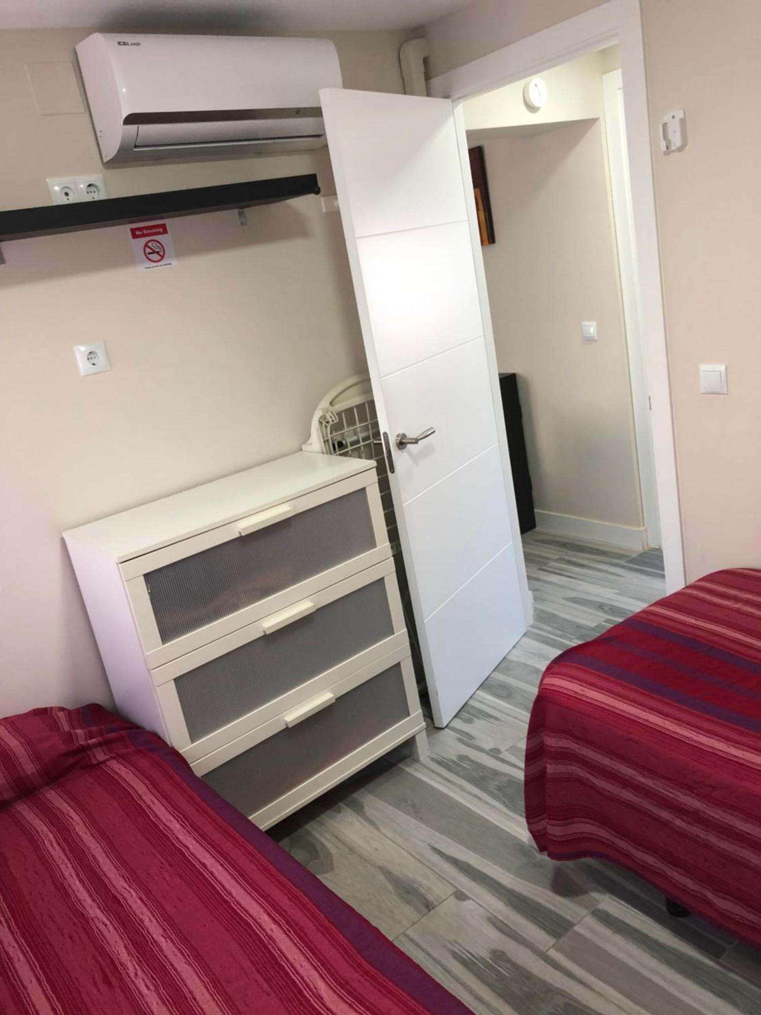 Apartamento Cerca De La Playa Victoria De
