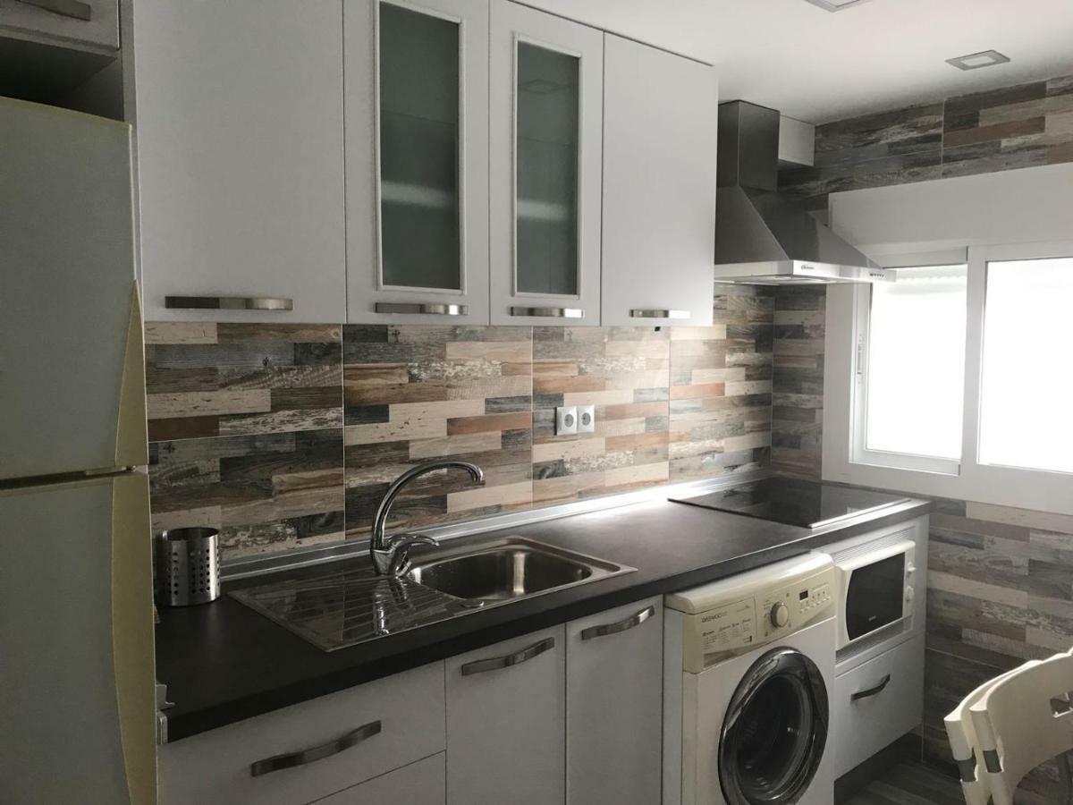 Apartamento Cerca De La Playa Victoria De * Cádiz